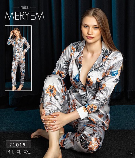 [110101005-21019-XL] Long Sleeve Pajamas Silk